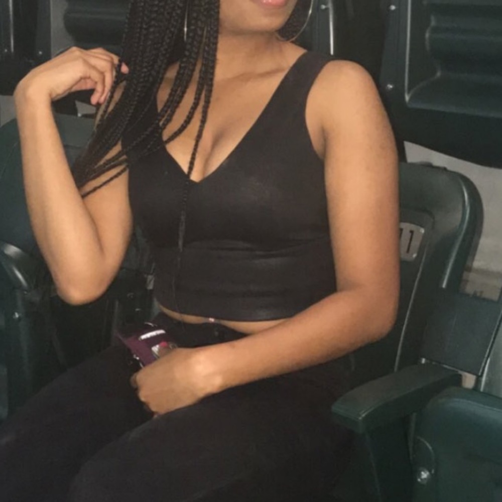 Black crop top